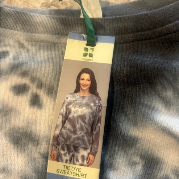 Womens Green Tea Greentea Tie Dye Sweatshirt Large NWT - Picture 3 of 11